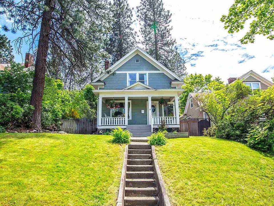 1st image of 1031 W 12th Ave