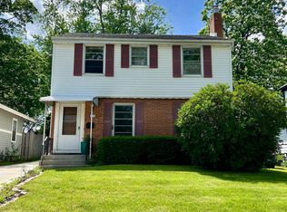 1655 Fairhill Rd, Fort Wayne, IN 46808