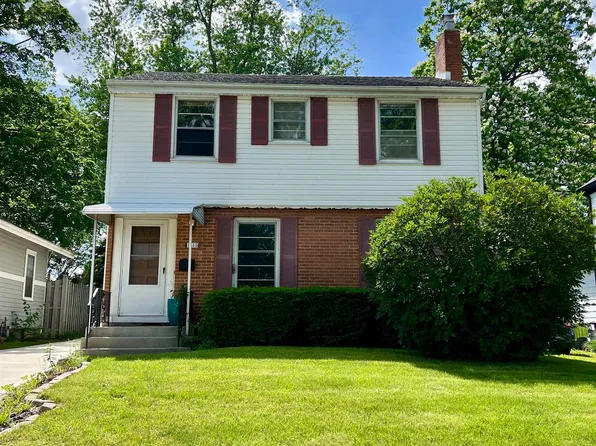 1655 Fairhill Rd, Fort Wayne, IN 46808