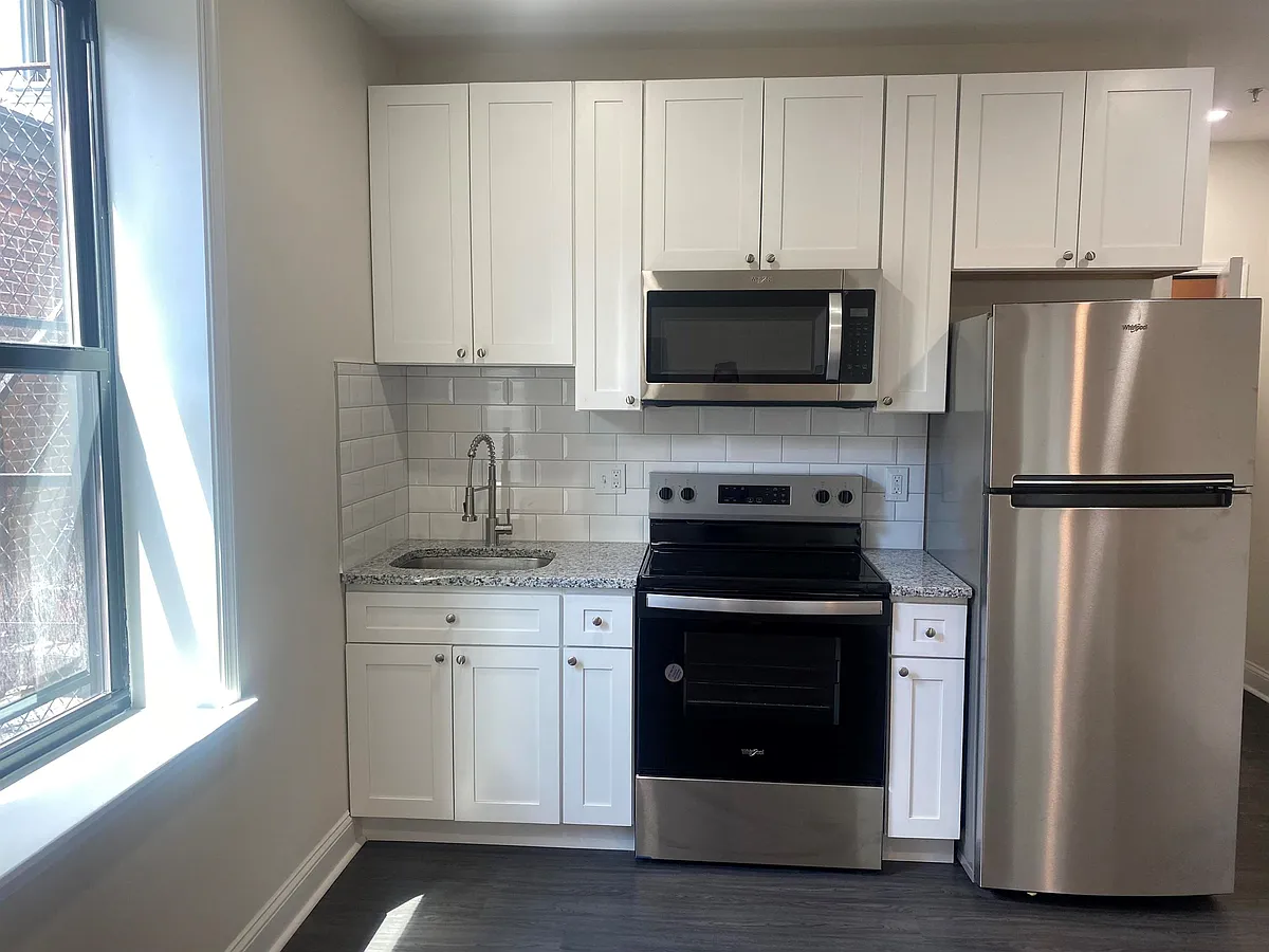Building Photo - 2226 Spruce St #3C