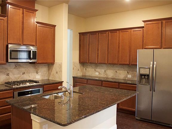 2nd image of 5806 Begonia Dr