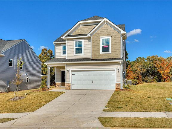 3rd image of 733 Courtland Drive