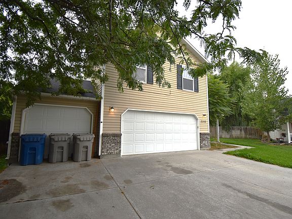 3rd image of 3302 Country Village Ave
