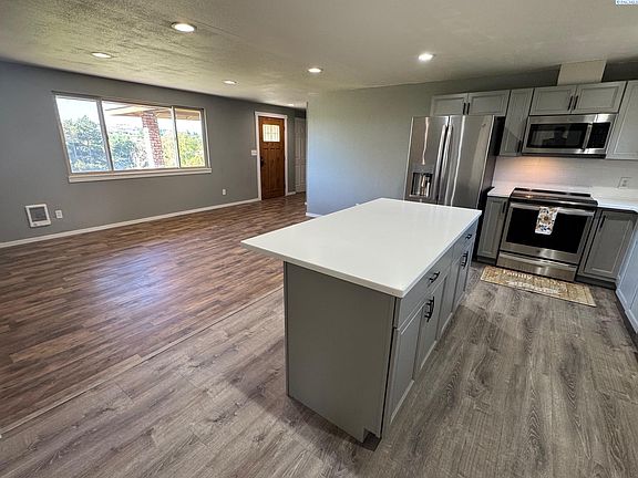 4th image of 342 Sole Rd