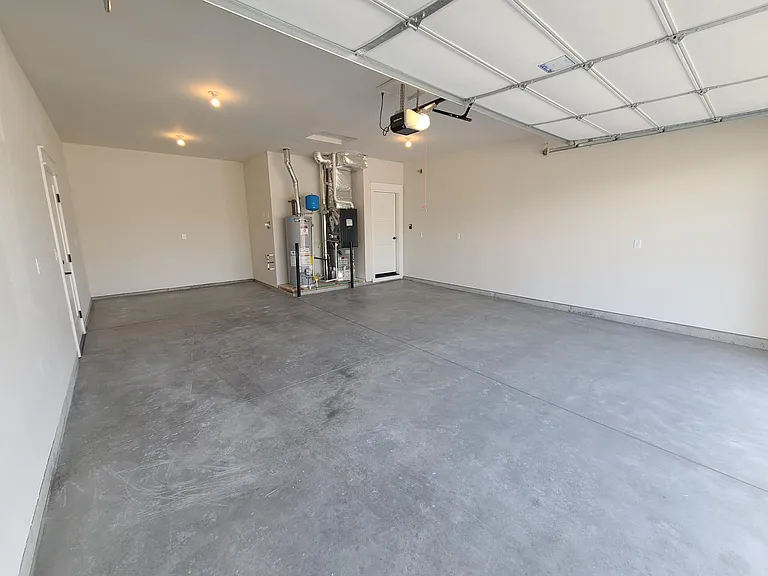 409 S Hamlin Ln — Photo 47