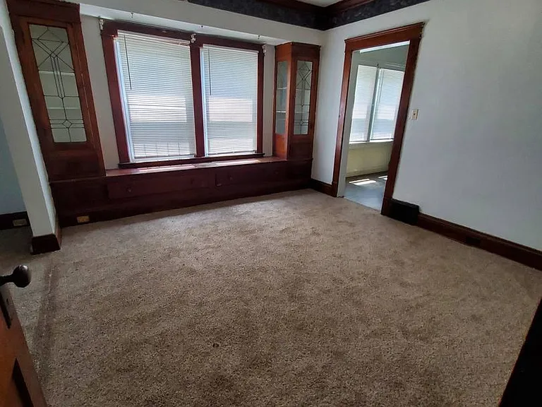 2760 E 122nd St Cleveland 44120 — Photo 7