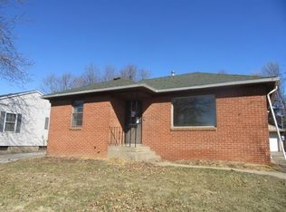 1416 25th Ave S, Clinton, IA 52732
