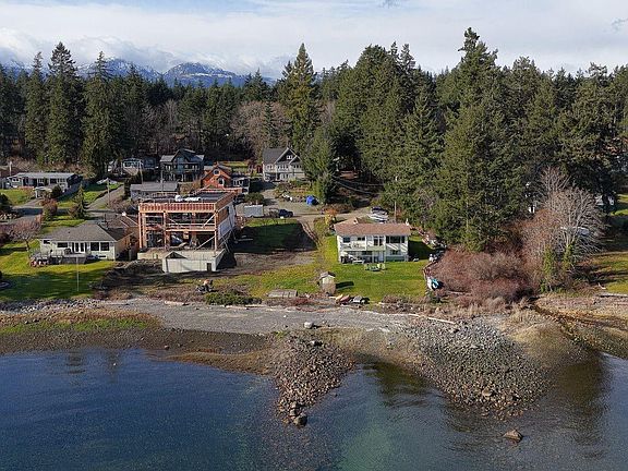 3rd image of 5000 Spence Rd