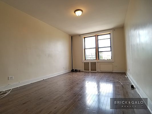 4th image of 979 Ocean Ave #4A