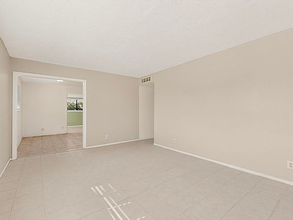 5th image of 2705 Mountain Rd NW