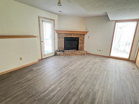 5th image of 6109 N Harden Ct