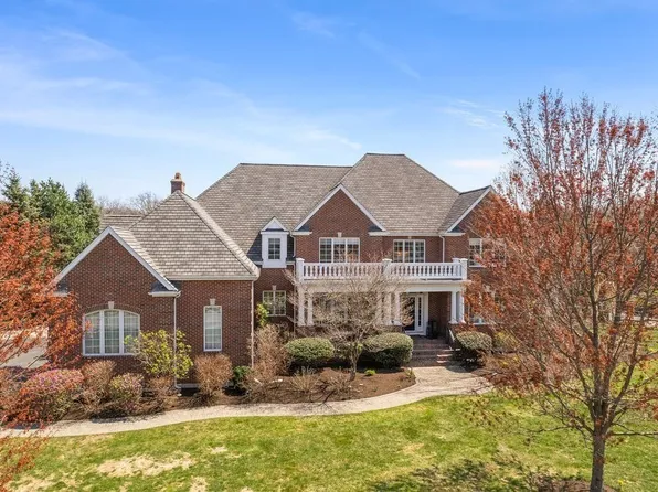 1 Houde St, North Attleboro, MA 02760