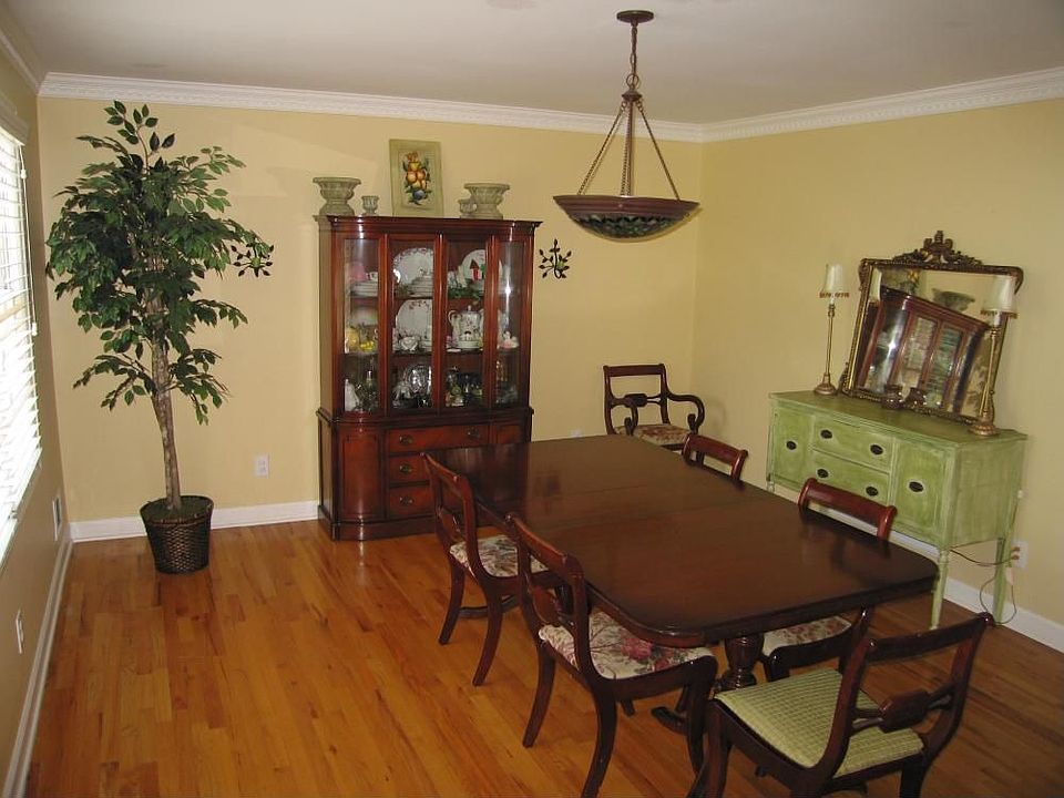 2nd image of 2221 Riding Ridge Rd