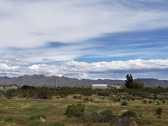 2nd image of 6203 W Crystal Dr