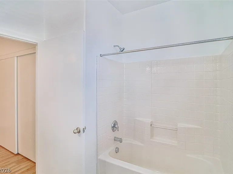 4437 Dover Straight St #105 — Photo 34