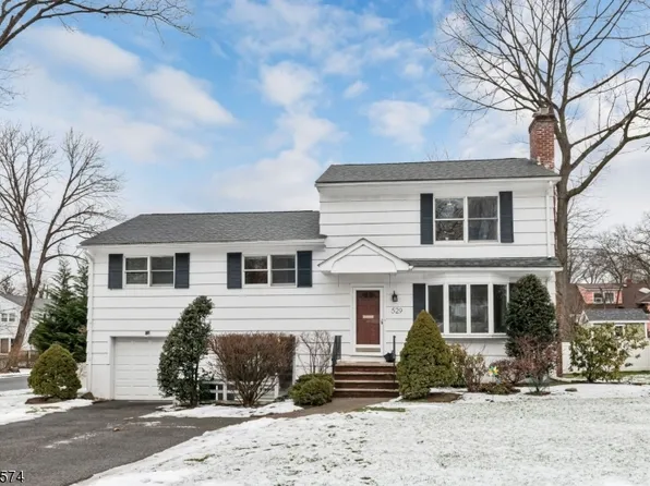 529 Jemco Pl, Ridgewood Village, NJ 07450