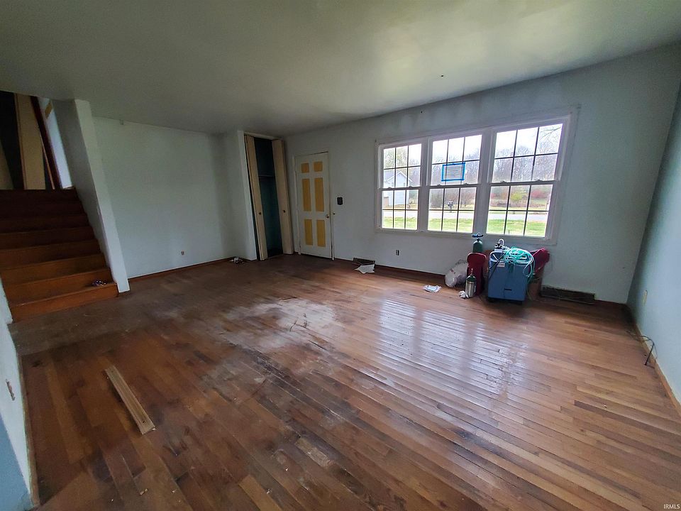 205 N Barclay Dr, Vincennes, IN 47591 Zillow