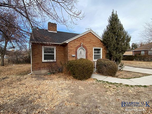 2nd image of 1117 E Elgin Ave