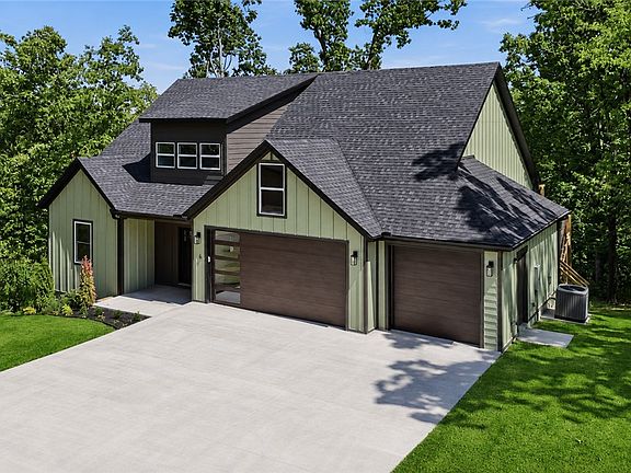 2nd image of 6 Waterside Ln
