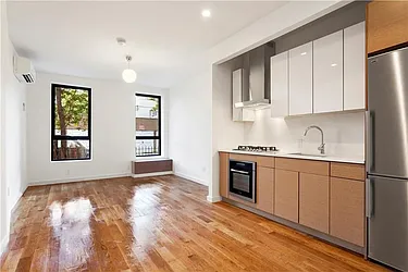 Rented by Investmates Real Estate