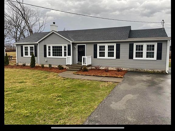 3rd image of 771 Covington St