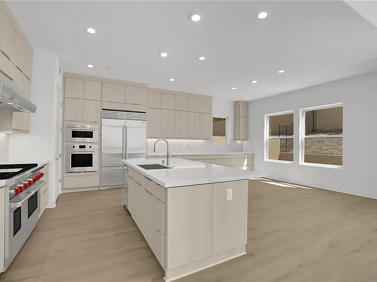 168 Creation St — Photo 17