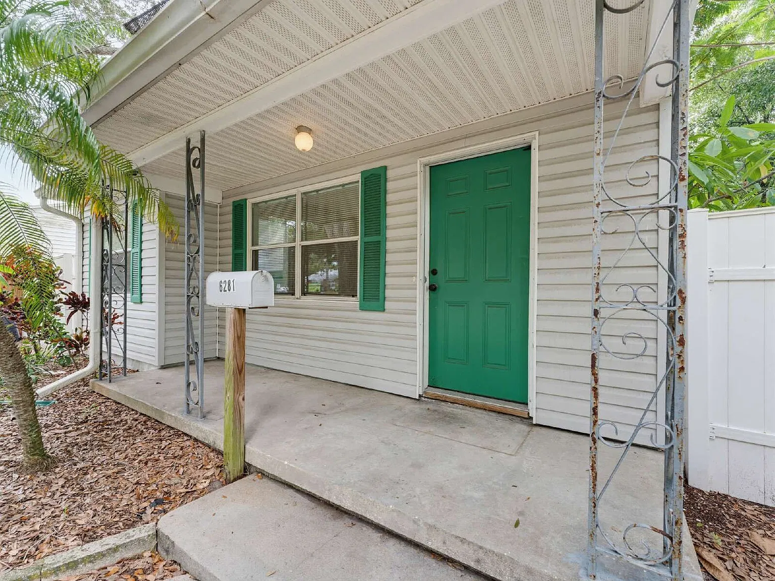 2 bed, 1.0 bath, 828 sqft, $1,895 — Photo 4