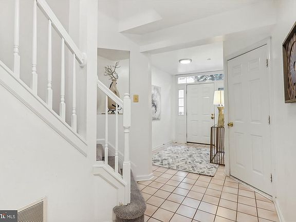 4th image of 9819 Tiffany Hill Ct #70