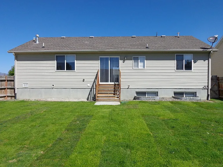 2022 E Juniper Dr — Photo 16
