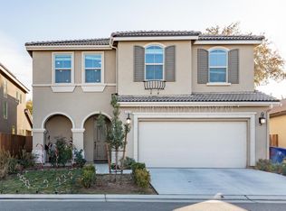 3420 Taylor Ln, Clovis, CA 93619