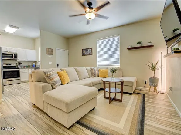 (undisclosed Address), Tucson, AZ 85712