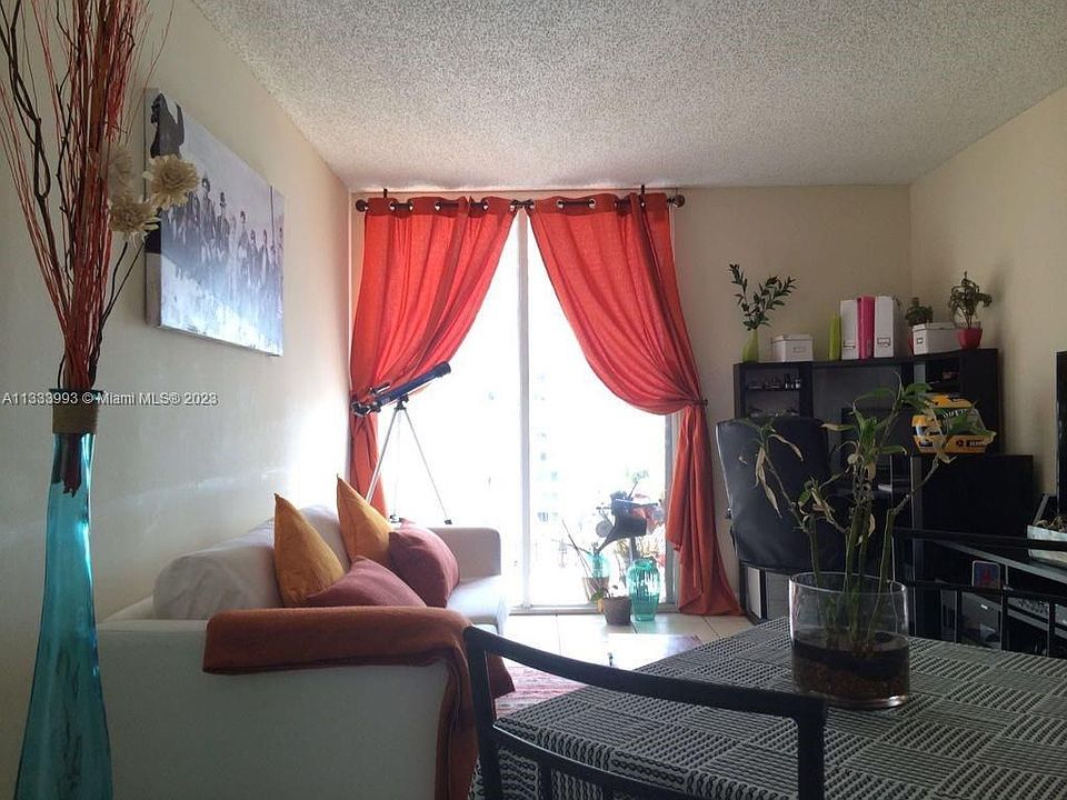 1st image of 800 N Miami Ave #E-1010