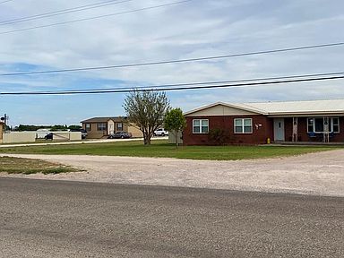 804 Se Avenue G Seminole Tx 79360 Zillow