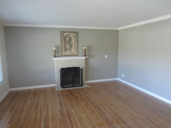 3rd image of 674 Madrone Ave
