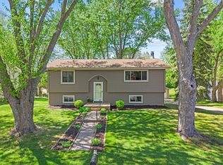 6605 Chesshire Ln N, Maple Grove, MN 55311