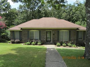 1768 Indian Hill Rd, Pelham, AL 35124