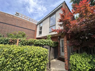 2165 N Lincoln Ave, Chicago, IL, 60614