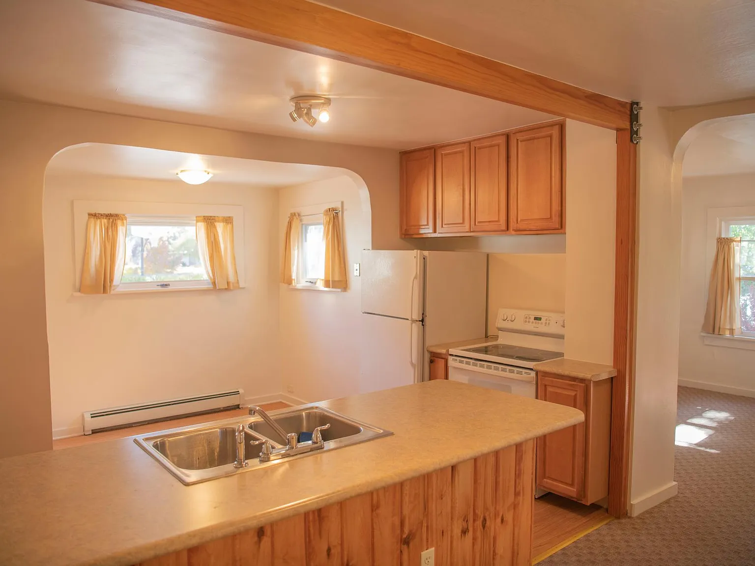 1 bed, 1000 sqft, $2,250 — Photo 4