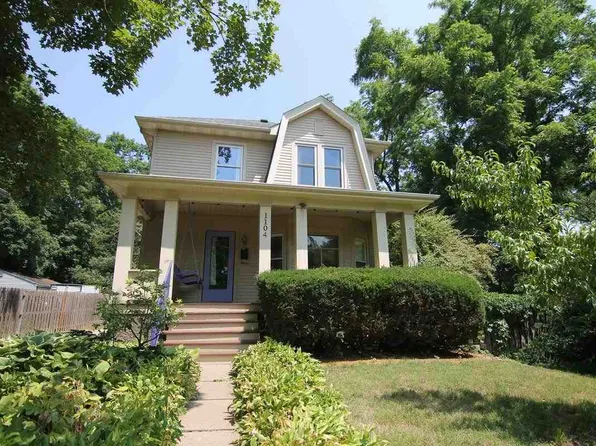 1104 Marcy St, Iowa City, IA 52240
