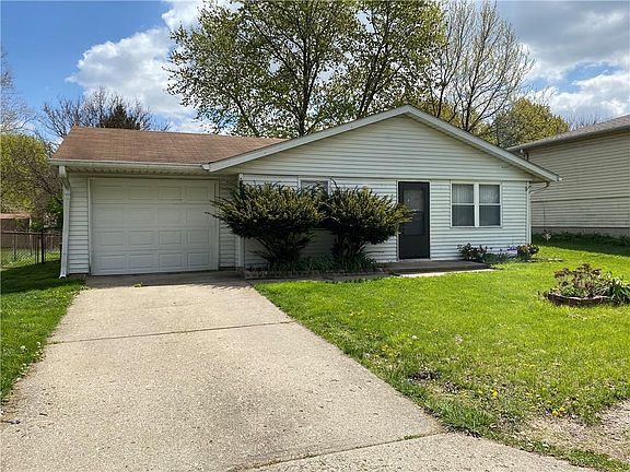 2nd image of 4433 Cherry Valley Dr