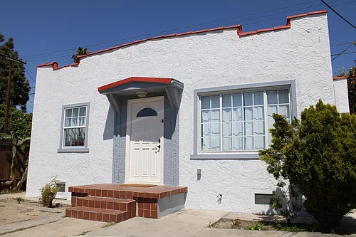 2824 8th Ave Photo 1