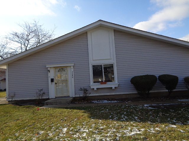 1st image of 2246 Windsor Ln #2246