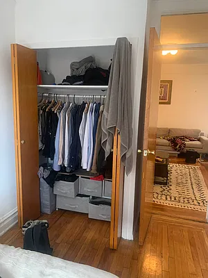 Rented by M.Grossman R.E. Management | media 8