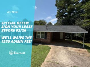 8277 Redwood Dr, Jonesboro, GA 30238