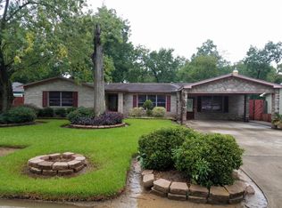264 Berkshire Ln, Beaumont, TX 77707