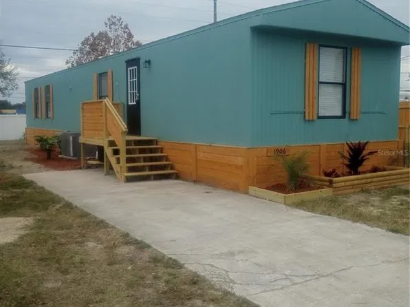 1906 Holiday Dr, Holiday, FL 34691
