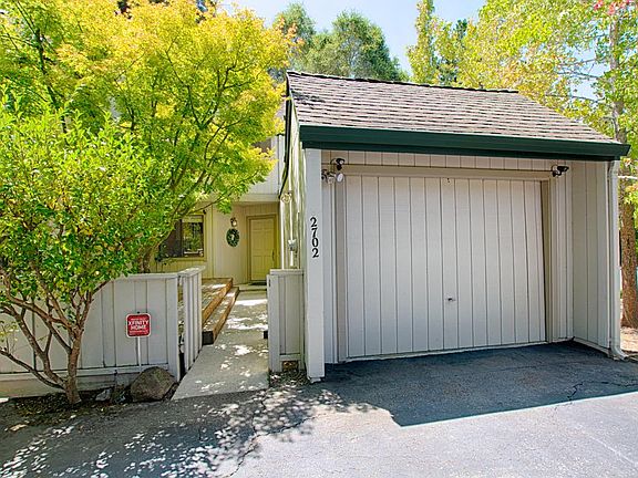 2nd image of 2702 Amberwood Ln #1