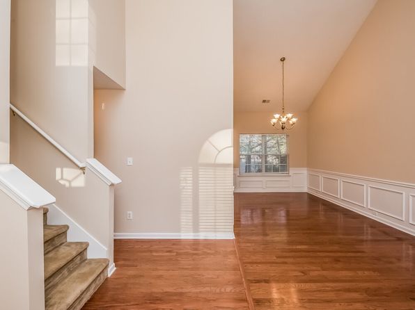1068 Litchfield Way SW, Marietta, GA 30060