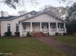 305 S Extension St, Hazlehurst, MS 39083