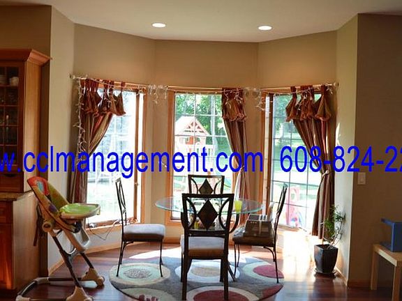3rd image of 9406 Hill Creek Dr